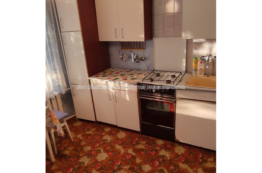 Продам квартиру, Плиточная ул. , 1  ком., 40.70 м², советский ремонт 