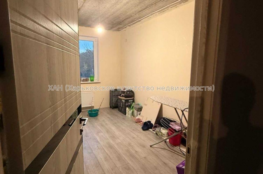 Продам квартиру, Мира ул. , 3  ком., 83.20 м², советский ремонт 