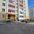 Продам квартиру, Мира ул. , 3 кім., 83.20 м², капитальный ремонт 