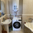 Продам квартиру, 2  ком., 57.20 м², авторский дизайн 