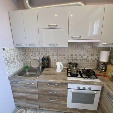 Продам квартиру, Андреевская ул. , 2  ком., 57.20 м², авторский дизайн 