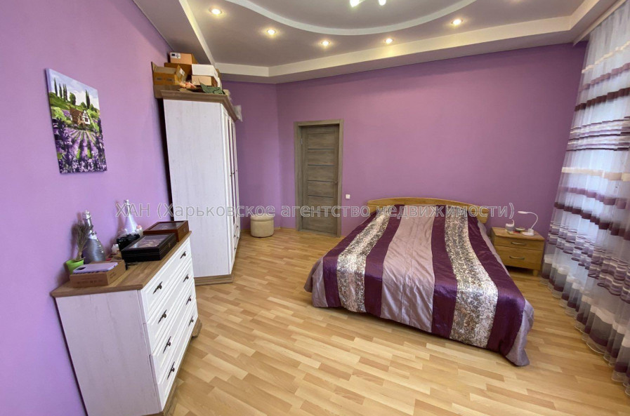 Продам квартиру, 2  ком., 57.20 м², авторский дизайн 