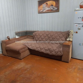 Продам квартиру, Нюрнбергский пер. , 3 кім., 70 м², частичный ремонт