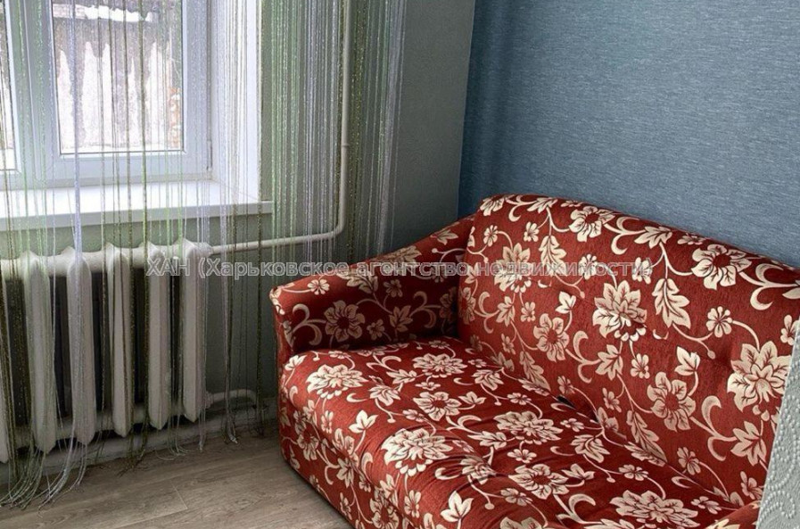 Продам квартиру, Любови Малой  просп. , 1  ком., 12 м², косметический ремонт 