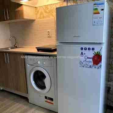 Продам квартиру, Любови Малой  просп. , 1  ком., 12 м², косметический ремонт 