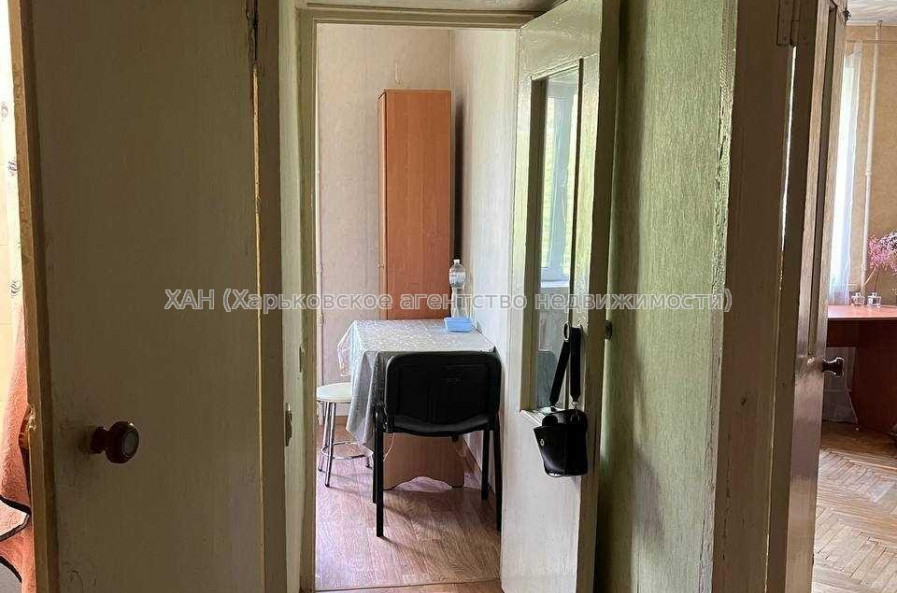 Продам квартиру, Защитников Неба ул. , 1  ком., 30.60 м², косметический ремонт 