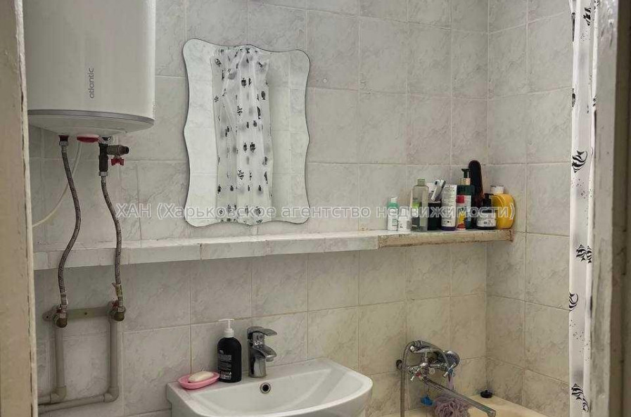 Продам квартиру, Защитников Неба ул. , 1  ком., 30.60 м², косметический ремонт 