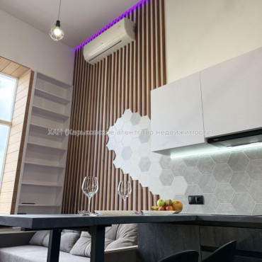 Продам квартиру, Шевченковский пер. , 1 кім., 32 м², авторский дизайн 