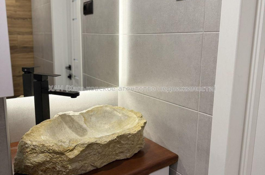 Продам квартиру, Шевченковский пер. , 1 кім., 32 м², авторский дизайн 