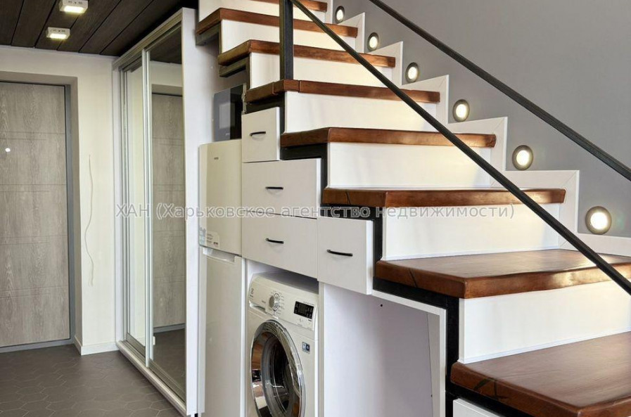 Продам квартиру, Шевченковский пер. , 1 кім., 32 м², авторский дизайн 