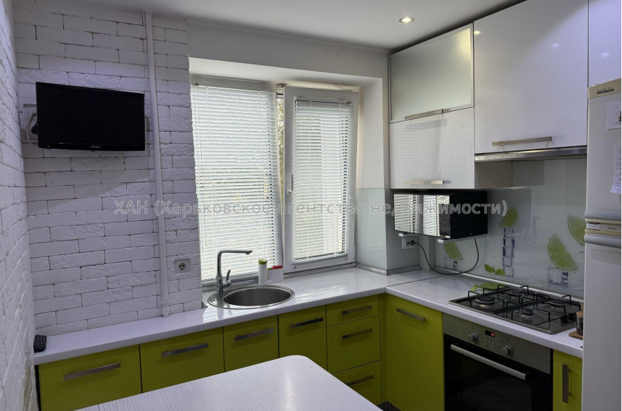 Продам квартиру, Зерновая ул. , 2 кім., 46 м², авторский дизайн 