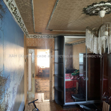 Продам квартиру, Владислава Зубенко ул. , 3  ком., 60 м², советский ремонт 