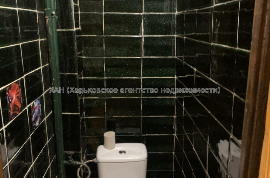 Продам квартиру, Владислава Зубенко ул. , 3 кім., 60 м², советский ремонт 