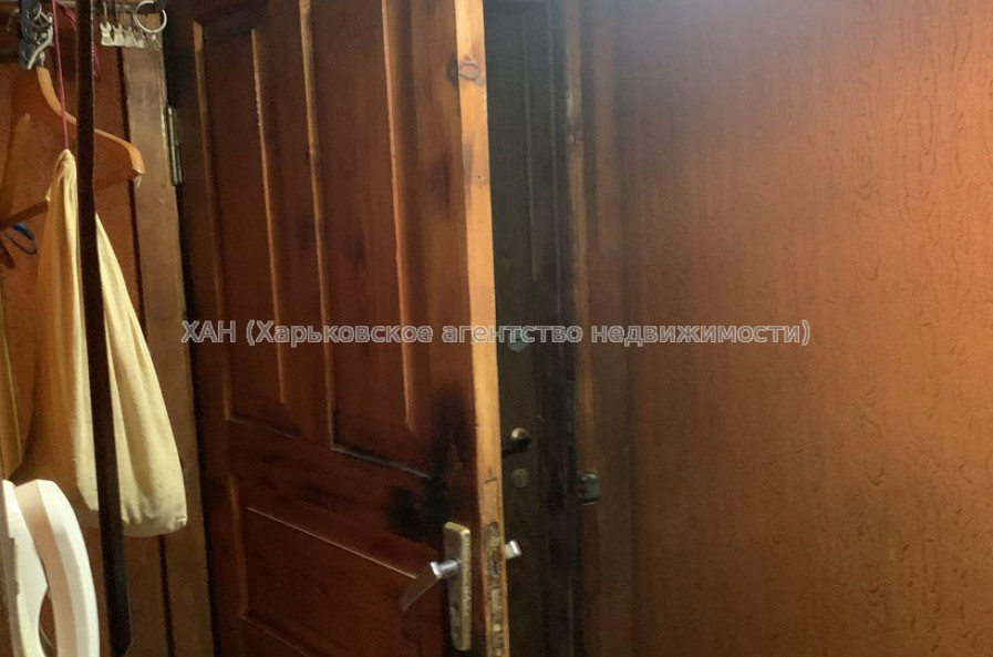 Продам квартиру, Владислава Зубенко ул. , 3 кім., 60 м², советский ремонт 