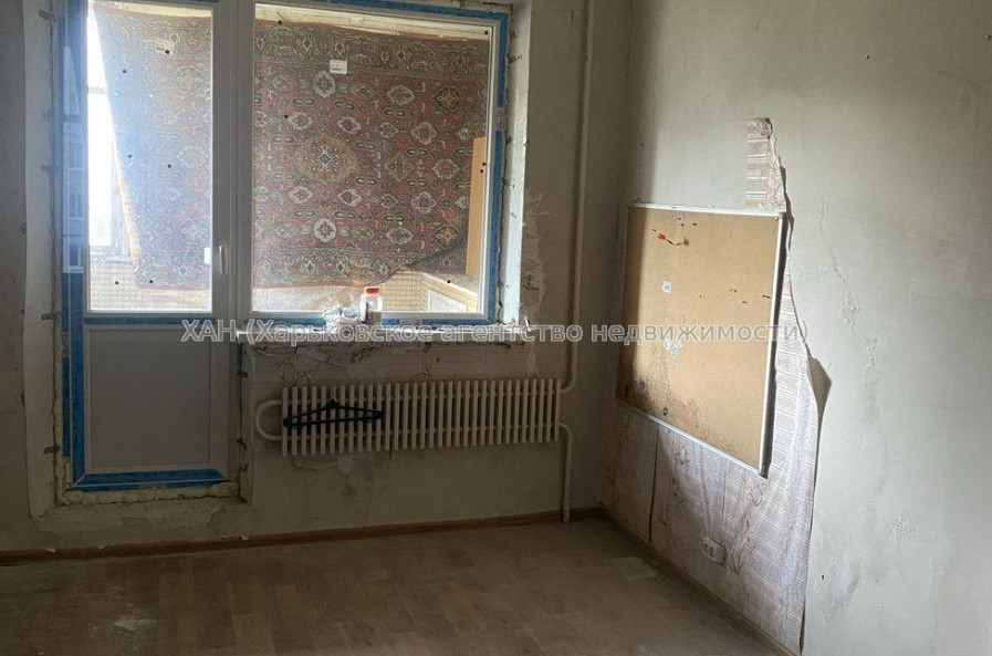 Продам квартиру, Соборности Украины ул. , 3 кім., 64 м², без внутренних работ 