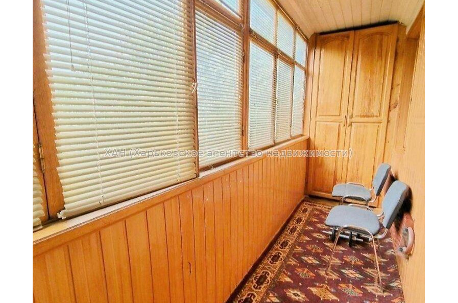 Продам квартиру, Матюшенко ул. , 2  ком., 57 м², косметический ремонт 