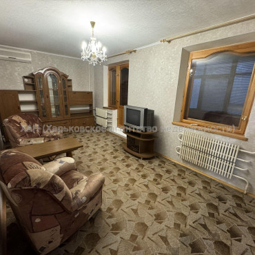 Продам квартиру, Матюшенко ул. , 2  ком., 52 м², косметический ремонт 