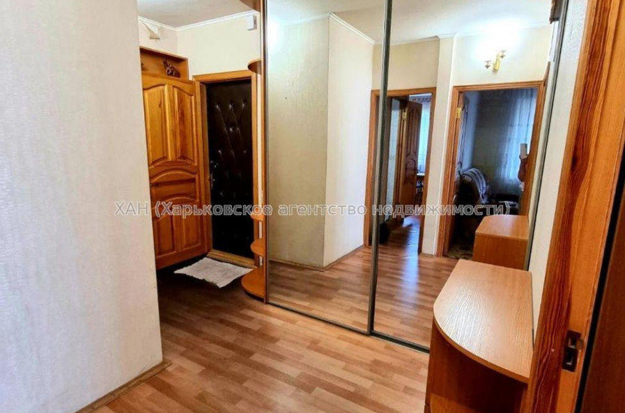 Продам квартиру, Матюшенко ул. , 2  ком., 57 м², косметический ремонт 