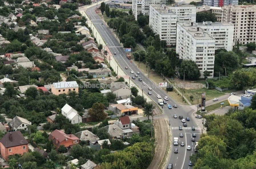 Продам квартиру, Матюшенко ул. , 2  ком., 57 м², косметический ремонт 