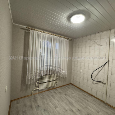 Продам квартиру, Матюшенко ул. , 2  ком., 52 м², косметический ремонт 