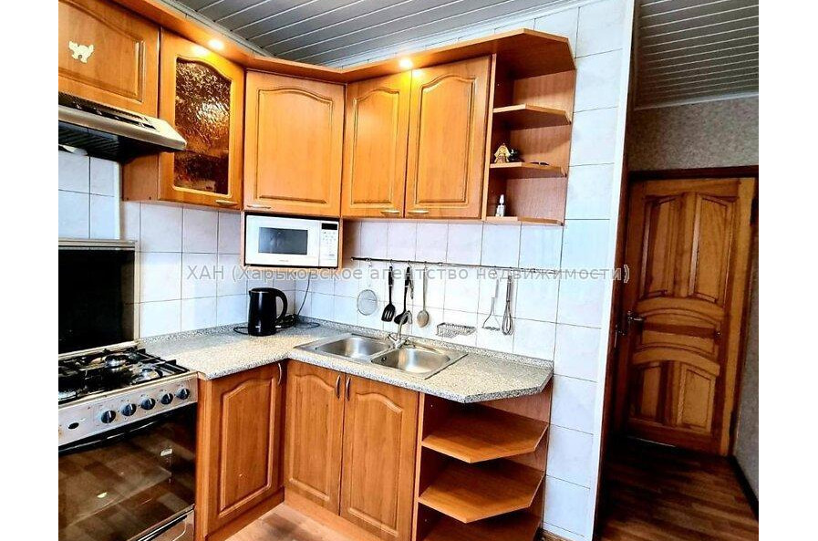 Продам квартиру, Матюшенко ул. , 2  ком., 57 м², косметический ремонт 