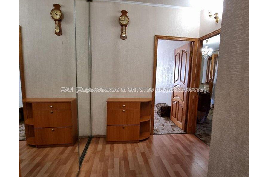 Продам квартиру, Матюшенко ул. , 2  ком., 57 м², косметический ремонт 