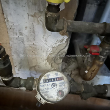 Продам квартиру, Нестерова ул. , 3  ком., 67 м², частичный ремонт 