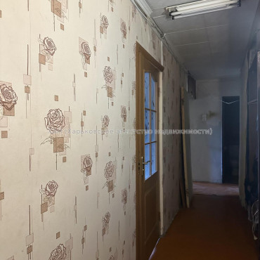 Продам квартиру, Нестерова ул. , 3  ком., 67 м², частичный ремонт 