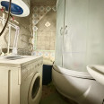 Продам квартиру, Самолетная ул. , 3  ком., 67 м², частичный ремонт 