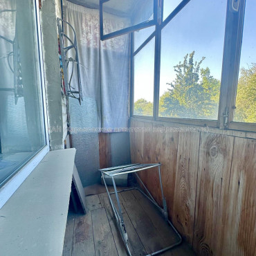 Продам квартиру, Нестерова ул. , 3  ком., 67 м², частичный ремонт 