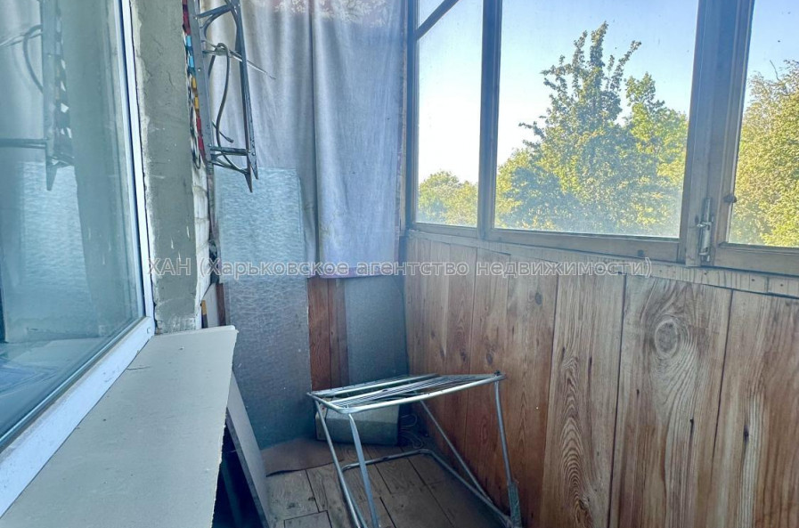 Продам квартиру, Самолетная ул. , 3  ком., 67 м², частичный ремонт 
