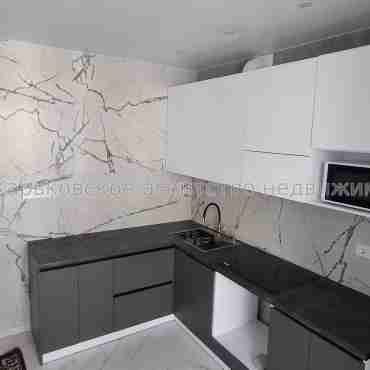 Продам квартиру, 1 кім., 41 м², капитальный ремонт 