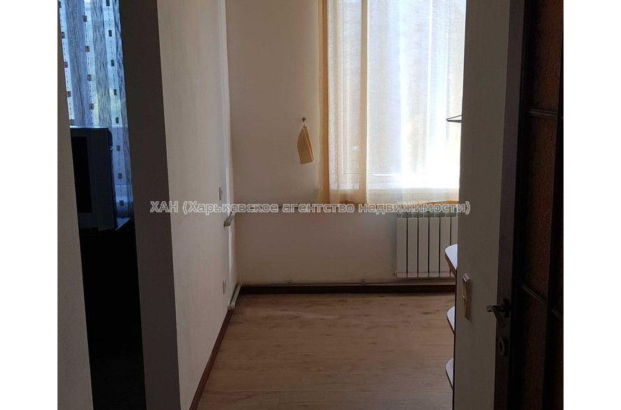 Продам квартиру, Юбилейный просп. , 1  ком., 32.80 м², капитальный ремонт 