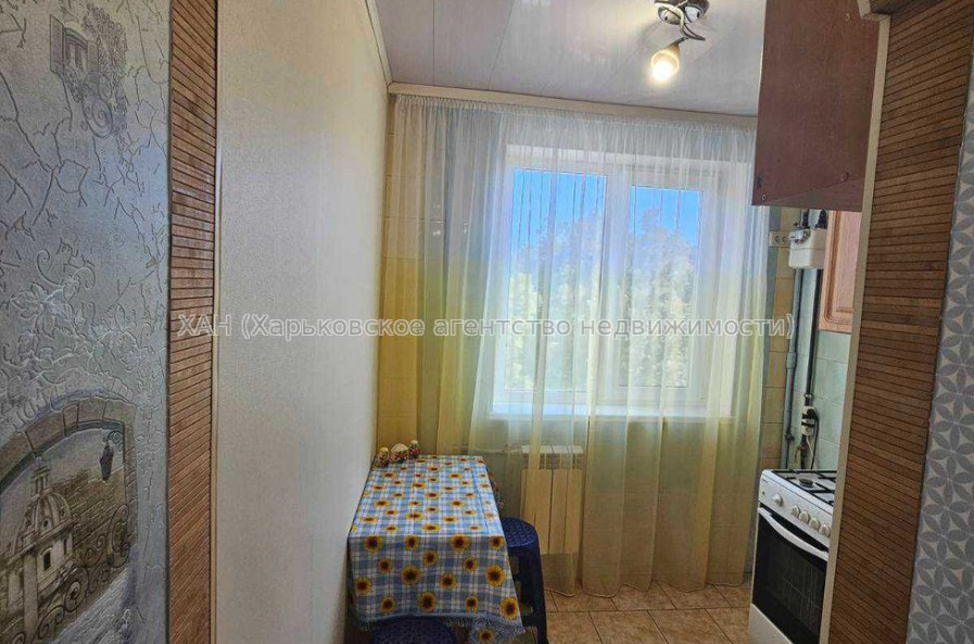 Продам квартиру, Тракторостроителей просп. , 2  ком., 44 м², советский ремонт 