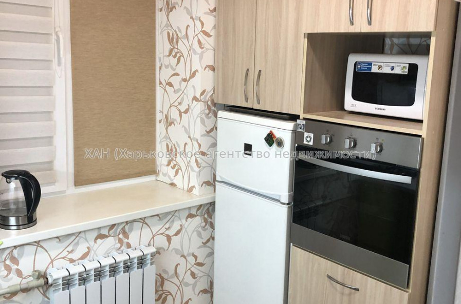 Продам квартиру, Алчевских ул. , 1 кім., 32.70 м², косметический ремонт 