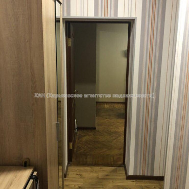 Продам квартиру, Алчевских ул. , 1 кім., 32.70 м², косметический ремонт 