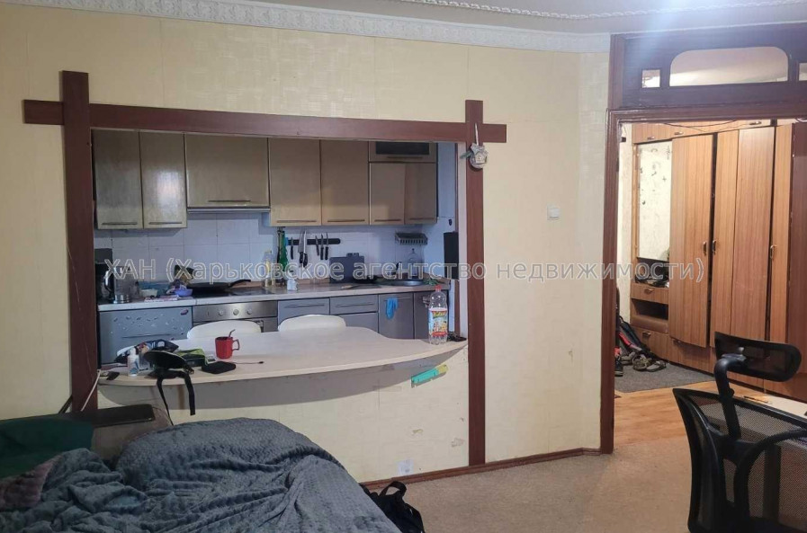 Продам квартиру, Клочковская ул. , 5 кім., 110 м², советский ремонт 