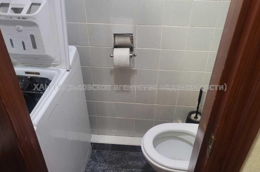 Продам квартиру, Клочковская ул. , 5 кім., 110 м², советский ремонт 