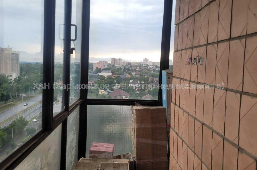 Продам квартиру, Клочковская ул. , 5 кім., 110 м², советский ремонт 