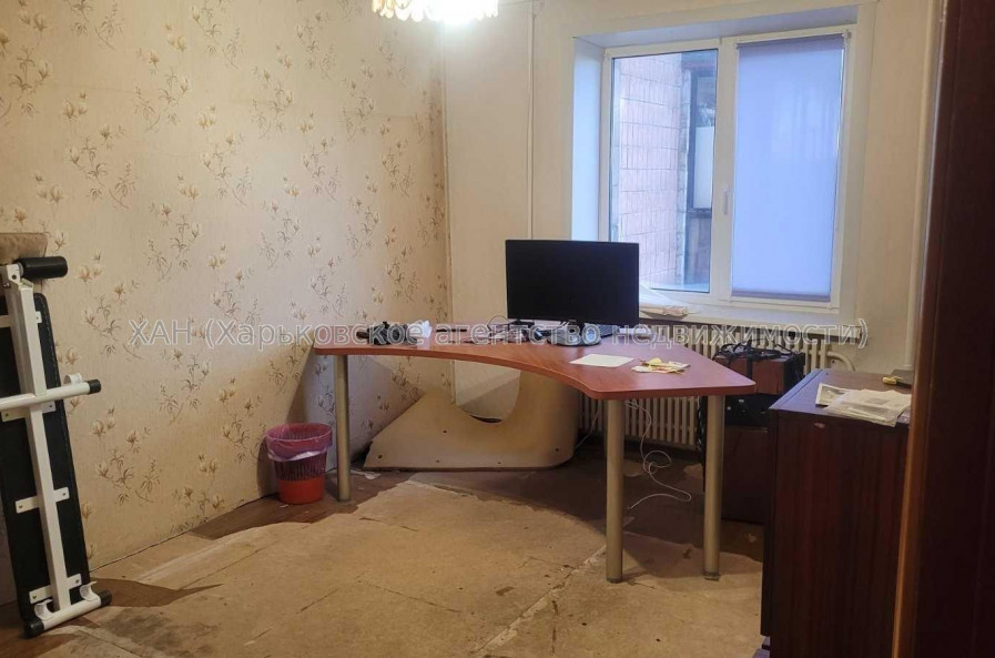 Продам квартиру, Клочковская ул. , 5 кім., 110 м², советский ремонт 
