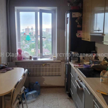 Продам квартиру, Клочковская ул. , 4 кім., 110 м², советский ремонт 