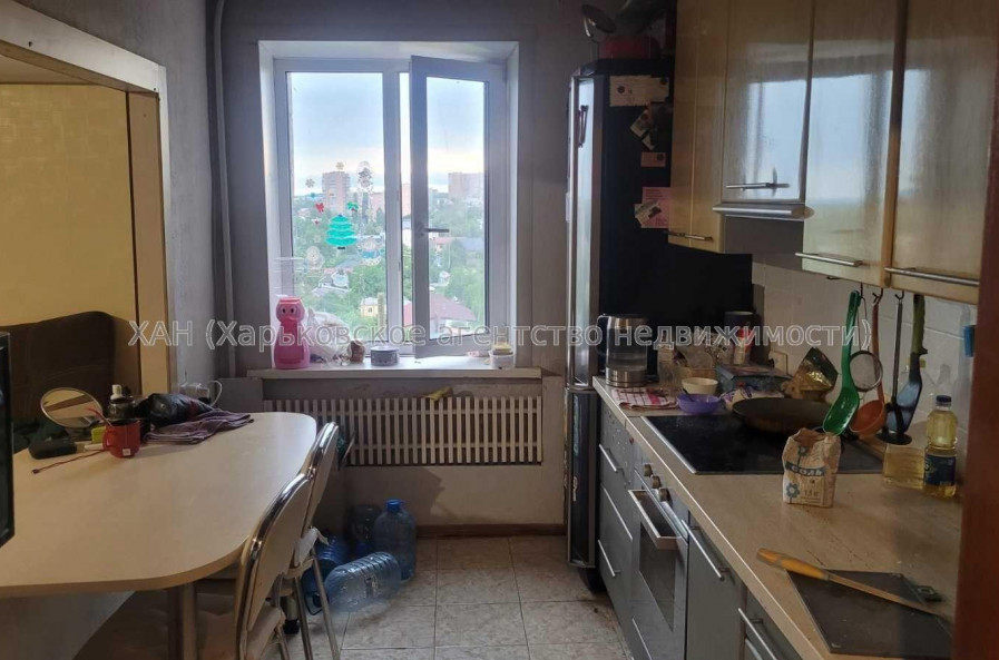 Продам квартиру, Клочковская ул. , 5 кім., 110 м², советский ремонт 