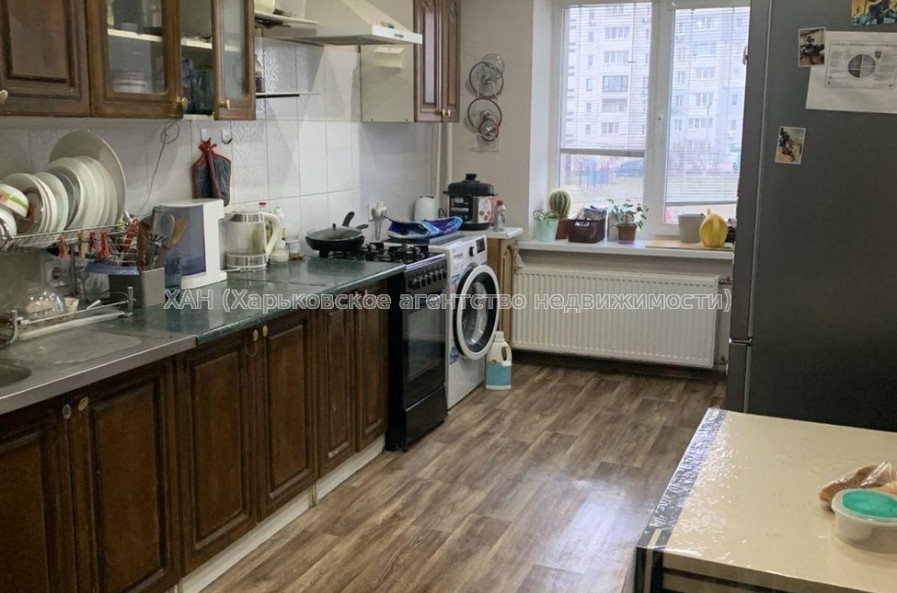 Здам квартиру, Свинаренко Петра ул. , 3 кім., 75 м², евроремонт 