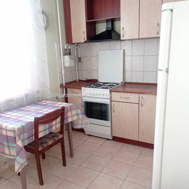 Здам квартиру, Дудинской ул. , 2 кім., 75 м², евроремонт 