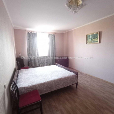 Здам квартиру, Дудинской ул. , 2 кім., 75 м², евроремонт 