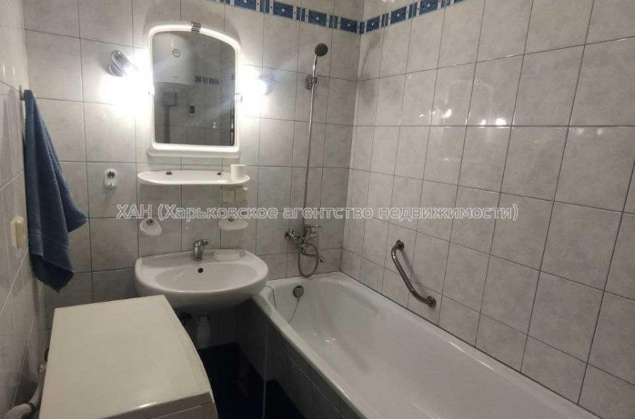 Сдам квартиру, Дудинской ул. , 2  ком., 75 м², евроремонт 