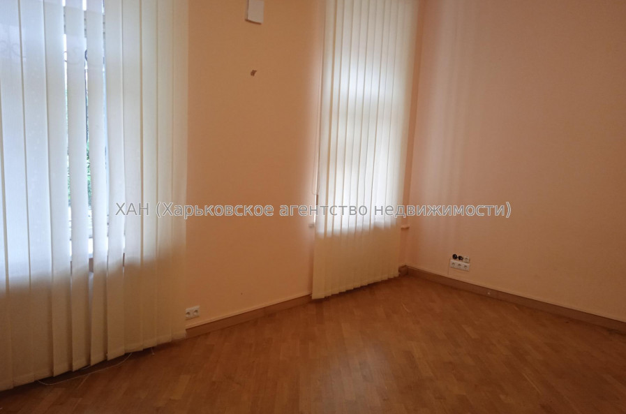 Здам квартиру, Молочная ул. , 3 кім., 89 м², косметический ремонт 