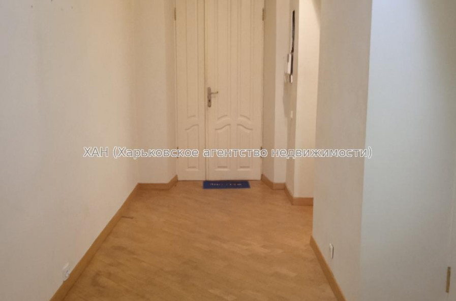 Здам квартиру, Молочная ул. , 3 кім., 89 м², косметический ремонт 