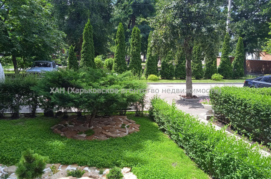 Здам квартиру, Молочная ул. , 3 кім., 89 м², косметический ремонт 