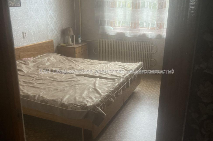 Продам квартиру, Борзенко Сергея ул. , 4  ком., 86 м², косметический ремонт 